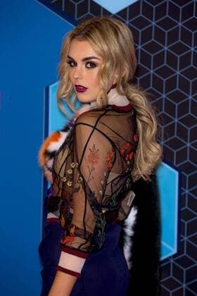 Tallia Storm arrives at the MTV Europe Music Awards in Rotterdam, The Netherlands on November 6, 2016.  ROT20161106845 SVENxHOOGERHUIS
