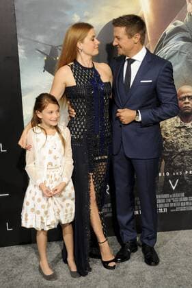 Arrival Filmpremiere in Los Angeles Amy Adams, Abigail Pniowsky & Jeremy Renner ARRIVAL FILM PREMIERE Los Angeles Patrick Rideaux PicturePerfect