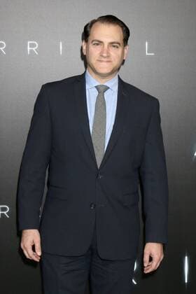 LOS ANGELES - NOV 6: Michael Stuhlbarg at the Arrival Premiere at Village Theater on November 6, 2016 in Westwood, CA  Copyright: xKathyxHutchinsx xIPAx