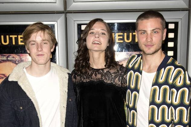 Louis Hofmann, Svenja Jung und Jannik Schümann bei der Premiere des Kinofilms Die Mitte der Welt im Kino in der Kulturbrauerei. Berlin, 06.11.2016 Foto:xF.xKernx xFuturexImage