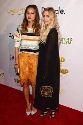 LOS ANGELES - NOV 7: Jamie Chung, Ashlee Simpson at the God VS Trump Premiere at TCL Chinese 6 Theaters on November 7, 2016 in Los Angeles, CA  Copyright: xHPAx xIPAx