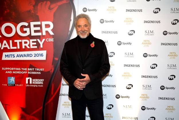 Welsh singer Tom Jones attending the Music Industry Trusts Award, at Grosvenor House in London. NOVEMBER 7th 2016  DFLx163483