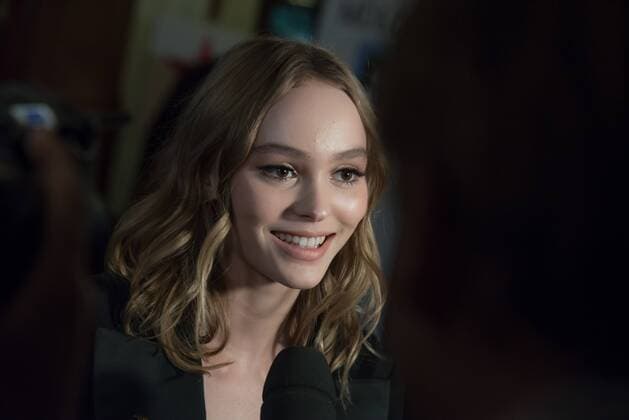 213260 Serge Arnal Starface 2016-11-08 Paris France Premiere of Planetarium movie. Premiere du film Planetarium au Rex. Lily-Rose Depp. Depp-Paradis, Lily Rose  Copyright: xSergexArnalx xStarfacex STAR_213260_001