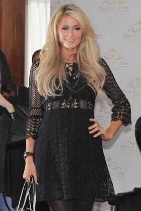 Paris Hilton präsentiert Schuhmode in Mexiko-Stadt November 8, 2016 - Mexico - EUM20161108ESP06.JPG.CIUDAD DE MEXICO Showbiz Farandula-Paris Hilton.- La empresaria y socialite estadounidense Paris Hilton durante la la presentacion de su linea de zapatos en Mexico, el martes 8 de noviembre de 2016 en un hotel al poniente de esta capital.  - ZUMAu78_ 20161108_zaf_u78_015