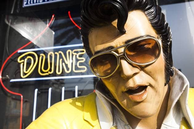 USA, Nevada, Las Vegas, Downtown, Elvis Presley statue, Las Vegas Boulevard  Copyright: xWalterxBibikowx xDanitaxDelimont US29 WBI0211