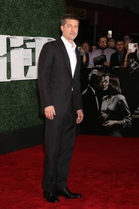 Allied Filmpremiere in Los Angeles LOS ANGELES - NOV 9: Brad Pitt at the Allied Fan Screening at the Village Theater on November 9, 2016 in Westwood, CA  Copyright: xKathyxHutchinsx xIPAx