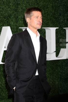 Allied Filmpremiere in Los Angeles LOS ANGELES - NOV 9: Brad Pitt at the Allied Fan Screening at the Village Theater on November 9, 2016 in Westwood, CA  Copyright: xKathyxHutchinsx xIPAx