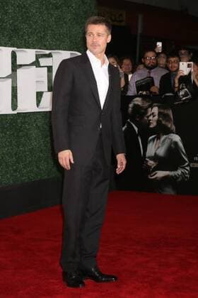 Allied Filmpremiere in Los Angeles LOS ANGELES - NOV 9: Brad Pitt at the Allied Fan Screening at the Village Theater on November 9, 2016 in Westwood, CA  Copyright: xKathyxHutchinsx xIPAx