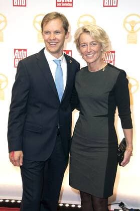 Mattias Ekström und Isolde Holderied bei der 41. Verleihung Das Goldene Lenkrad im Axel-Springer-Haus. Berlin, 08.11.2016 Foto:xF.xKernx xFuturexImage