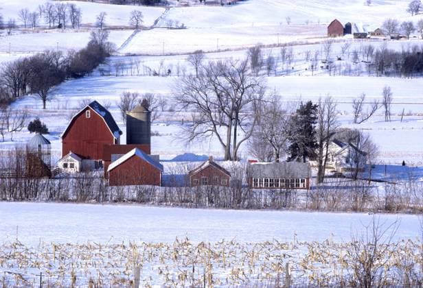 Winter farm scene in central Wisconsin  Copyright: xJohnxAlvesx xDanitaxDelimont US50 JAL0000