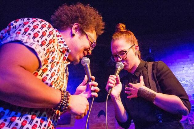 Buchpremiere: Myriam von M stellt am 08.11.2016 im Bassy Club in Berlin ihr Buch - Fuck Cancer - vor. v.l. Marc Sway, Stefanie Heinzmann spielen im Rahmen der Buchpremiere ein Unplugged-Konzert. Buchpremiere - Myriam von M in Berlin