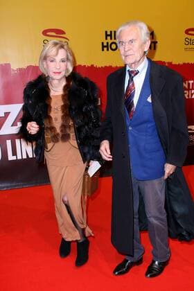 Dagmar Berghoff und Wilhelm Wieben bei der Hinterm Horizont Musical Premiere am 10.11.2016 in Hamburg Hinterm Horizont Musical Premiere in Hamburg, 2016 