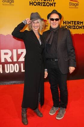 Gabi Bauer und ihr Ehemann Ulrich Exner bei der Hinterm Horizont Musical Premiere am 10.11.2016 in Hamburg Hinterm Horizont Musical Premiere in Hamburg, 2016 