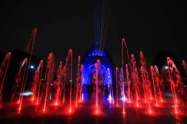 Festival of Lights in Mexiko-Stadt View of the Monumento a la Revolución in Mexico City, Mexico, on 10 November 2016, during the inauguration of the third International Festival of Lights Filux 2016, where more than 15 international artists will participate. THIRD EDITION OF THE INTERNATIONAL FESTIVAL OF LIGHTS FILUX 2016 !ACHTUNG: NUR REDAKTIONELLE NUTZUNG!  MEX58 20161111-636144409472007318