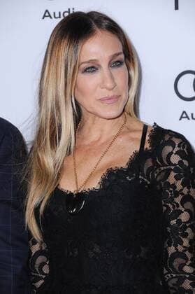 AFI Fest - Filmpremiere Rules Dont Apply November 10, 2016 - Hollywood, CA, United States - 10 November 2016 - Hollywood, California. Sarah Jessica Parker. AFI FEST 2016 - Opening Night Premiere Of Rules Don t Apply held at TCL Chinese Theater. Photo Credit: AdMedia Hollywood United States - ZUMAa123 20161110_zaa_a123_005