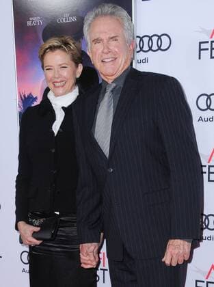 AFI Fest - Filmpremiere Rules Dont Apply November 10, 2016 - Hollywood, CA, United States - 10 November 2016 - Hollywood, California. Annette Bening, Warren Beatty. AFI FEST 2016 - Opening Night Premiere Of Rules Don t Apply held at TCL Chinese Theater. Photo Credit: AdMedia Hollywood United States - ZUMAa123 20161110_zaa_a123_016