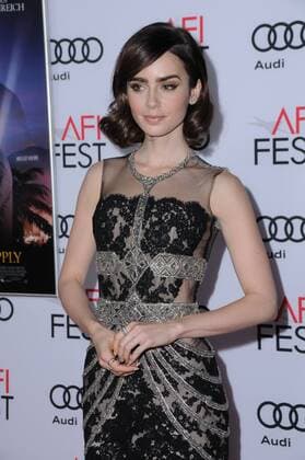 AFI Fest - Filmpremiere Rules Dont Apply November 10, 2016 - Hollywood, CA, United States - 10 November 2016 - Hollywood, California. Lily Collins. AFI FEST 2016 - Opening Night Premiere Of Rules Don t Apply held at TCL Chinese Theater. Photo Credit: AdMedia Hollywood United States - ZUMAa123 20161110_zaa_a123_026