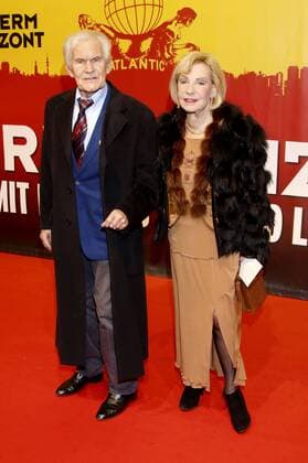 Willhelm Wieben und Dagmar Berghoff bei der Premiere des Musicals Hinterm Horizont im Operettenhaus. Hamburg, 10.11.2016 Foto:xgbrcix xFuturexImage