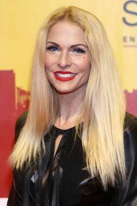 Sonya Kraus bei der Premiere des Musicals Hinterm Horizont im Operettenhaus. Hamburg, 10.11.2016 Foto:xgbrcix xFuturexImage