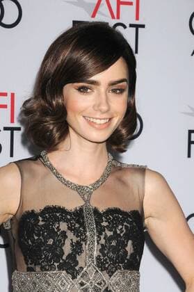 November 10, 2016 - Los Angeles, California, United States - November 10th 2016 - Los Angeles California USA - Actress LILY COLLINS at the AFI Film Festival Opening Night Premiere Rules Don t Apply held at the TCL Chinese Theater, Los Angeles, CA Los Angeles United States - ZUMAf05_ 20161110_zaf_f05_058