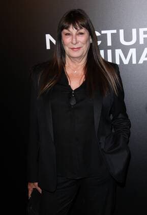 November 11, 2016 - Los Angeles, CA, United States - 11 November 2016 - Los Angeles, California - Anjelica Huston. Nocturnal Animals Los Angeles Screening held at the Hammer Museum. Photo Credit: AdMedia Los Angeles United States - ZUMAa123 20161111_zaa_a123_325