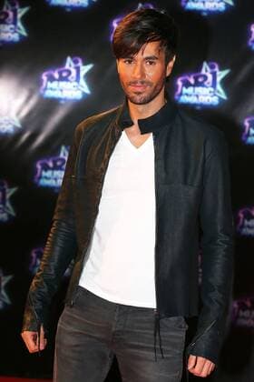 213403 Francois Glories Starface 2016-11-12 Cannes France NRJ Music Awards 2016. FRANCE Cannes 12-11-2016. Spanish singer Enrique Iglesias arrives on the red carpet for 18th NRJ Music Awards in Cannes (south in France)  Copyright: xFrancoisxGloriesx xStarfacex STAR_213403_166