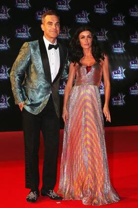 213403 Francois Glories Starface 2016-11-12 Cannes France NRJ Music Awards 2016. FRANCE Cannes 12-11-2016. The English singer Robbie Williams and the French singer Jenifer arrive on the red carpet for 18th NRJ Music Awards in Cannes (South of France).  Copyright: xFrancoisxGloriesx xStarfacex STAR_213403_178