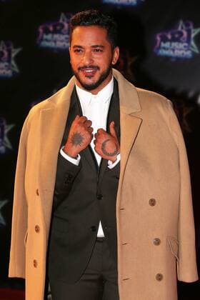 213403 Francois Glories Starface 2016-11-12 Cannes France NRJ Music Awards 2016. FRANCE Cannes 12-11-2016. Slimaned arrive à la 18 ieme édition des NRJ Music awards à Cannes.  Copyright: xFrancoisxGloriesx xStarfacex STAR_213403_246