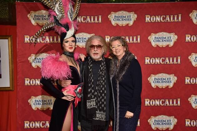 Roncalli-Chef Bernhard Paul und Gastronomin Jutta Kierberg bei der Premiere am 13.11.2016 in Köln der Roncalli Dinnershow Panem et Circenses. Deutschlands erste Dinnershow im historischen Spiegelzelt kehrt nach 25 Jahren zurück nach Köln und beendet somit das 40. Jubiläumsjahr von Roncalli in der Domstadt
