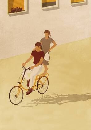 Mann fährt ein Fahrrad auf dessen Gepäckträger eine Frau steht  GiordanoxPoloni 12120017