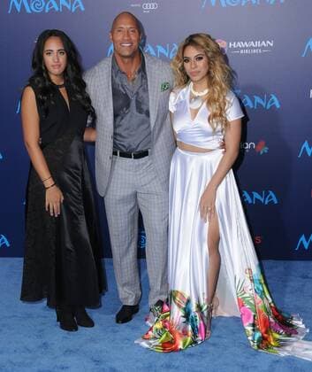 November 14, 2016 - Hollywood, CA, United States - 14 November 2016 - Hollywood, California. Simone Alexandra Johnson, Dwayne Johnson, Dinah Jane Hansen. AFI FEST 2016 Presented By Audi - Premiere Of Disney s Moana held at TCL Chinese Theater. Photo Credit: AdMedia Hollywood United States - ZUMAa123 20161114_zaa_a123_180
