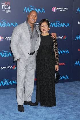 November 14, 2016 - Los Angeles, California, United States - November 14th 2016 - Los Angeles California USA - Actor DWAYNE JOHNSON, ATA JOHNSON at the Disney World Premiere Moana held at the El Capitan Theater, Hollywood, CA Los Angeles United States - ZUMAf05_ 20161114_zaf_f05_057