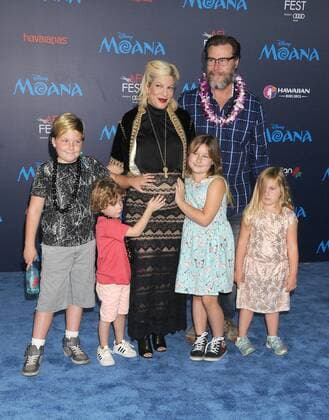 November 14, 2016 - Los Angeles, California, United States - November 14th 2016 - Los Angeles California USA - Actress TORI SPELLING, family at the Disney World Premiere Moana held at the El Capitan Theater, Hollywood, CA Los Angeles United States - ZUMAf05_ 20161114_zaf_f05_129