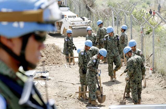 Japan troops given new security role for U.N. mission in S. Sudan Japanese ground Self-Defense Force personnel set up safety shields at a facility for peacekeeping operations in Juba, South Sudan, on Nov. 14, 2016. The Japanese government decided on Nov. 15 to assign GSDF personnel a controversial new security duty -- rescuing U.N. staff and others under attack -- during peacekeeping operations there. 