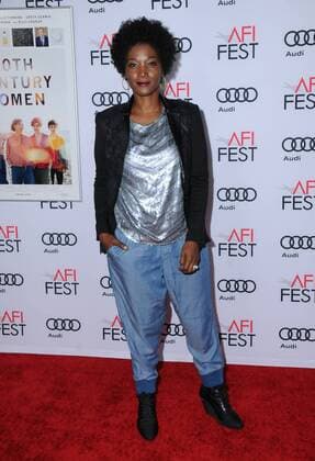 November 16, 2016 - Hollywood, CA, United States - 16 November 2016 - Hollywood, California. Yolanda Ross. AFI FEST 2016 Presented By Audi - A Tribute To Annette Bening And Gala Screening Of A24 s 20th Century Women held at TCL Chinese Theater. Photo Credit: AdMedia Hollywood United States - ZUMAa123 20161116_zaa_a123_083