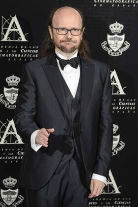 Santiago Segura attends to the photocall during the delivery of the Golden Medal of the Spanish Cinema Academic to Santiago Segura at Ritz Hotel in Madrid. November 18, Spain. 2016.  (20161118045)