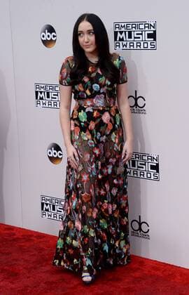 Actress Noah Cyrus arrives for the 2016 American Music Awards held at Microsoft Theater in Los Angeles on November 20, 2016.  LAP20161120114 JIMxRUYMEN