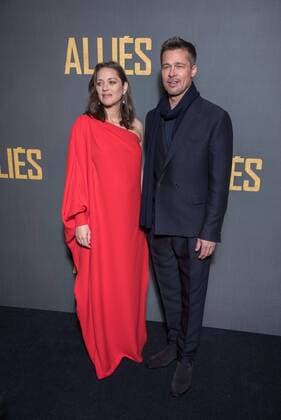 213646 2016-11-20 Paris, FRA, - Filmpremiere Allied (Vertraute Fremde) im UGC Normandie. Marion Cotillard und Brad Pitt.  Copyright: xSergexArnalx xStarfacex STAR_213646_138