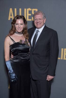 213646 2016-11-20 Paris, FRA, - Filmpremiere Allied (Vertraute Fremde) im UGC Normandie. Robert Zemeckis mit Frau Leslie Zemeckis.  Copyright: xSergexArnalx xStarfacex STAR_213646_162