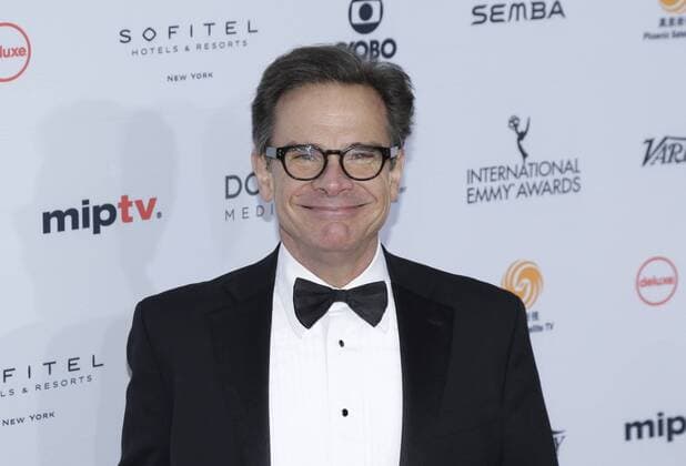 Peter Scolari arrives on the red carpet at the 44th International Emmy Awards at the New York Hilton in New York City on November 21, 2016.  NYP20161121106 JOHNxANGELILLO