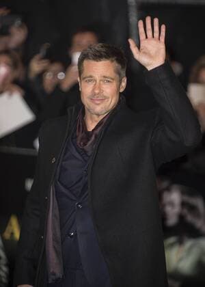 Allied UK film premiere London, UK. Brad Pitt at the Allied UK film premiere, Odeon Leicester Square cinema, Leicester Square, London, England, UK, on Monday 21 November 2016. LMK368-61302-221116 