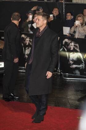 Allied UK film premiere London, UK. Brad Pitt at the Allied UK film premiere, Odeon Leicester Square cinema, Leicester Square, London, England, UK, on Monday 21 November 2016. LMK368-61302-221116 
