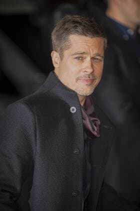 Allied UK film premiere London, UK. Brad Pitt at the Allied UK film premiere, Odeon Leicester Square cinema, Leicester Square, London, England, UK, on Monday 21 November 2016. LMK368-61302-221116 