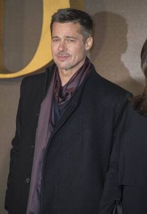 Allied UK film premiere London, UK. Brad Pitt at the Allied UK film premiere, Odeon Leicester Square cinema, Leicester Square, London, England, UK, on Monday 21 November 2016. LMK368-61302-221116 