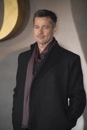 Allied UK film premiere London, UK. Brad Pitt at the Allied UK film premiere, Odeon Leicester Square cinema, Leicester Square, London, England, UK, on Monday 21 November 2016. LMK368-61302-221116 