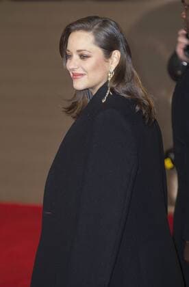 Allied UK film premiere London, UK. Marion Cotillard at the Allied UK film premiere, Odeon Leicester Square cinema, Leicester Square, London, England, UK, on Monday 21 November 2016. LMK368-61302-221116 