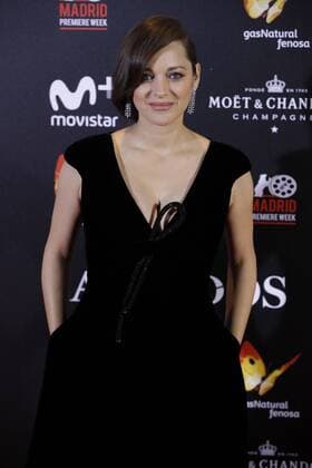 French actress Marion Cotillard arrives at premiere of the film Allied in Callao s cinema in Madrid, Spain on 22 November 2016. Allied Premiere in Madrid !ACHTUNG: NUR REDAKTIONELLE NUTZUNG!  20161122-636154466397643840