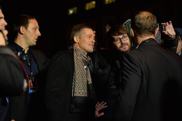November 22, 2016 - Madrid, Spain - US actor Brad Pitt takes selfie to his fans as they arrive to attend the Spain premiere of the film Allied in Callao City Lights, central Madrid on November 22, 2016. Madrid Spain  - ZUMAn230 20161122_zaa_n230_267