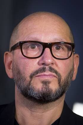 Thierry Demaiziere CELEBRITES : Filmpremiere Premiere Rocco - Paris - 22 11 2016 StephenCaillet Panoramic 