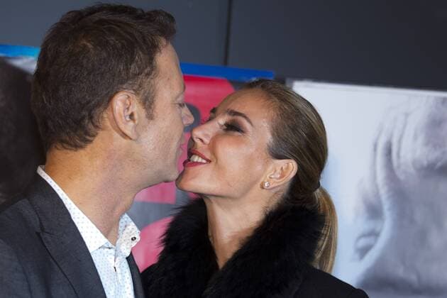 Rocco Siffredi und seine Ehefrau Rosa Caracciolo CELEBRITES : Filmpremiere Premiere Rocco - Paris - 22 11 2016 StephenCaillet Panoramic 